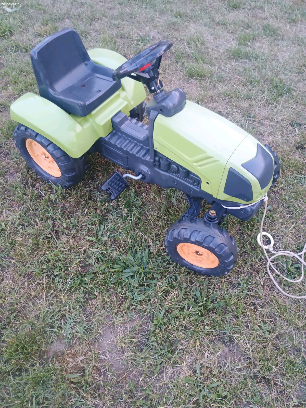 traktor. má už niečo za sebou od slnka