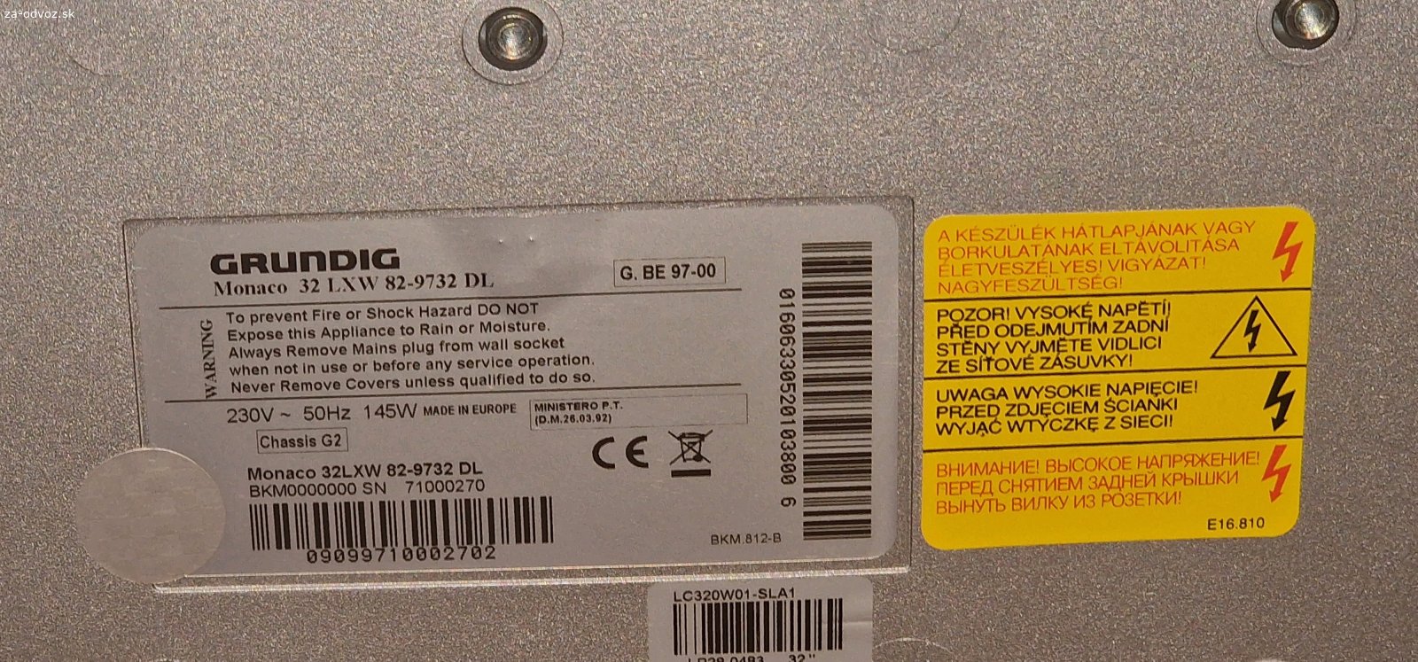 TV Grundig. TV sa nedá zapnúť ovládačom a ani ovládať. Sú k nemu dva, ale jeden je pokazený. Televizor nemá ručné ovládanie. Kontrolka sa rozsvieti, ale ani obraz, ani zvuk.