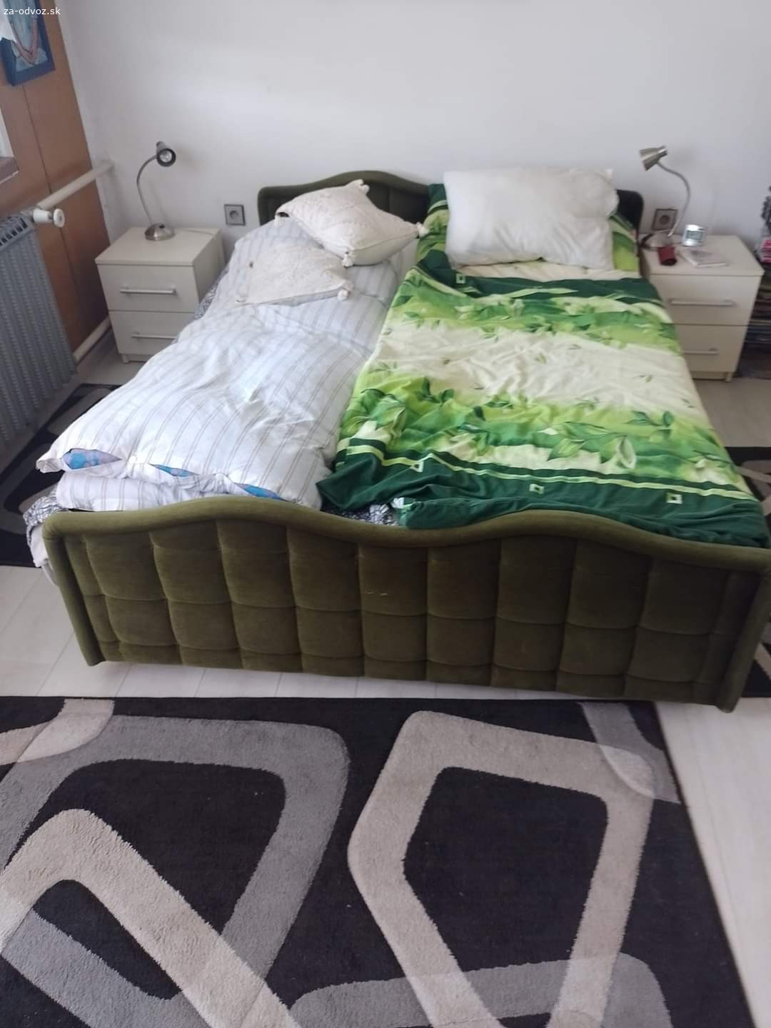 valendy a manželská posteľ