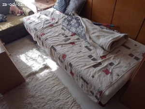 valendy a manželská posteľ