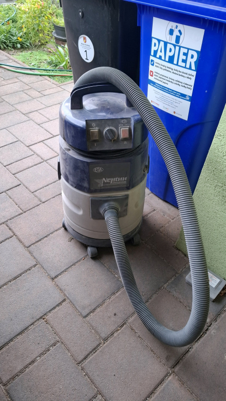 Vysavac ETA Neptun electronic