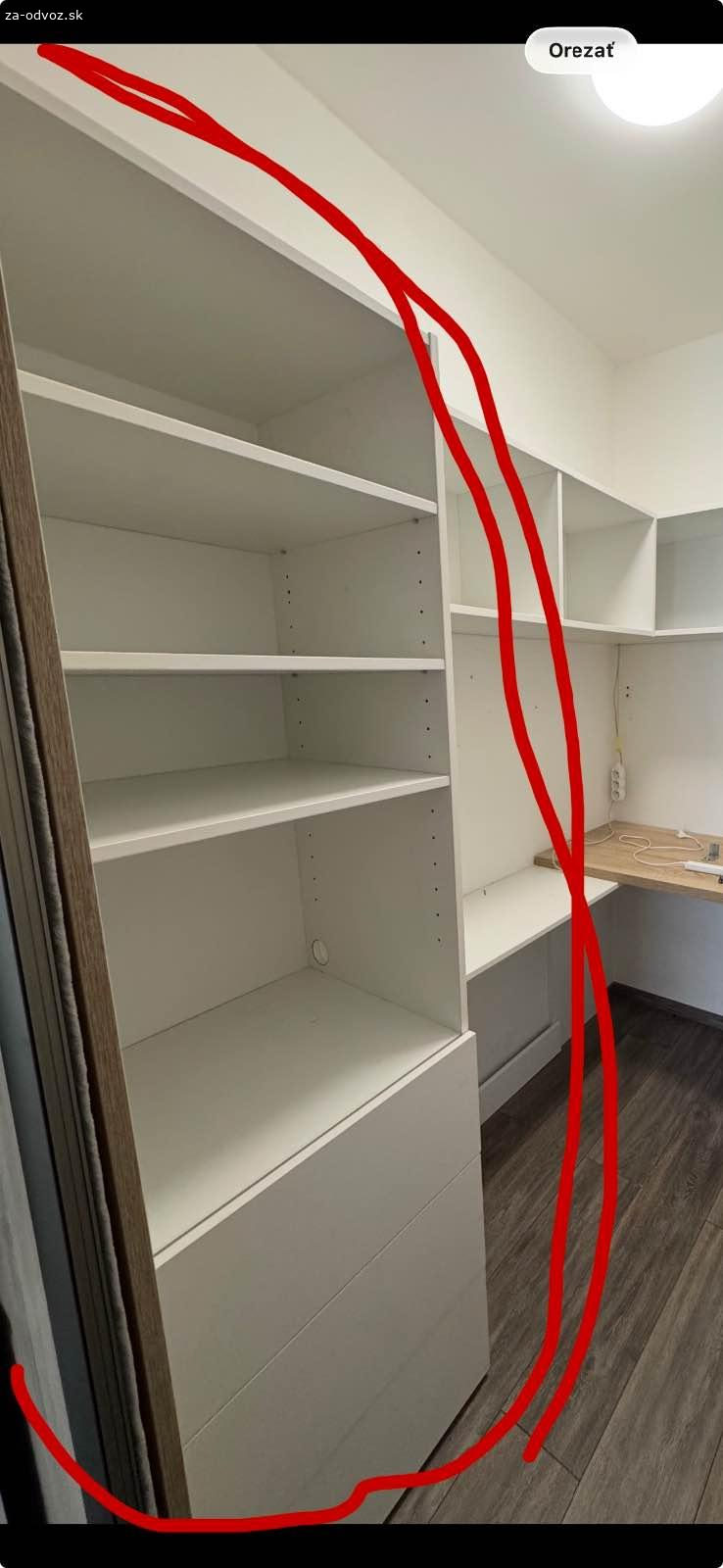 Vysoká policová skriňa